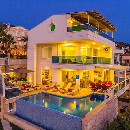Villa Everes Вілла *