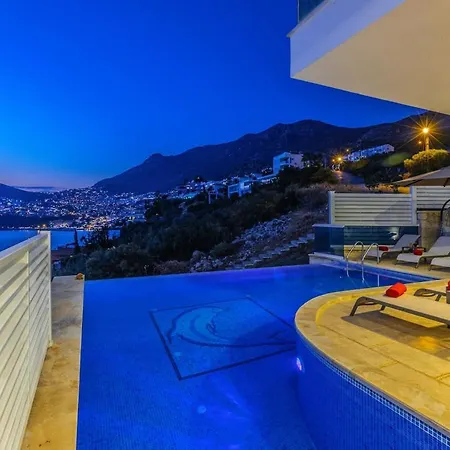 Villa Everes فيلة كاس